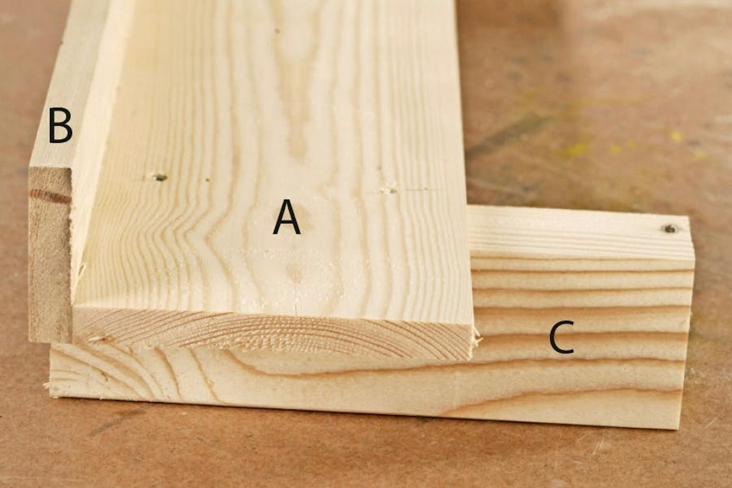 Långt arbetsbord til din kap och gersåg Långt arbetsbord til din kap och gersåg